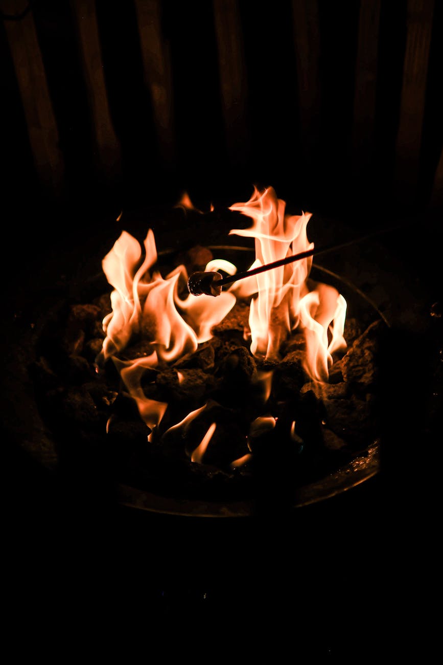 feuerstelle garten — Sitzplatz rund um die Feuerstelle gestalten